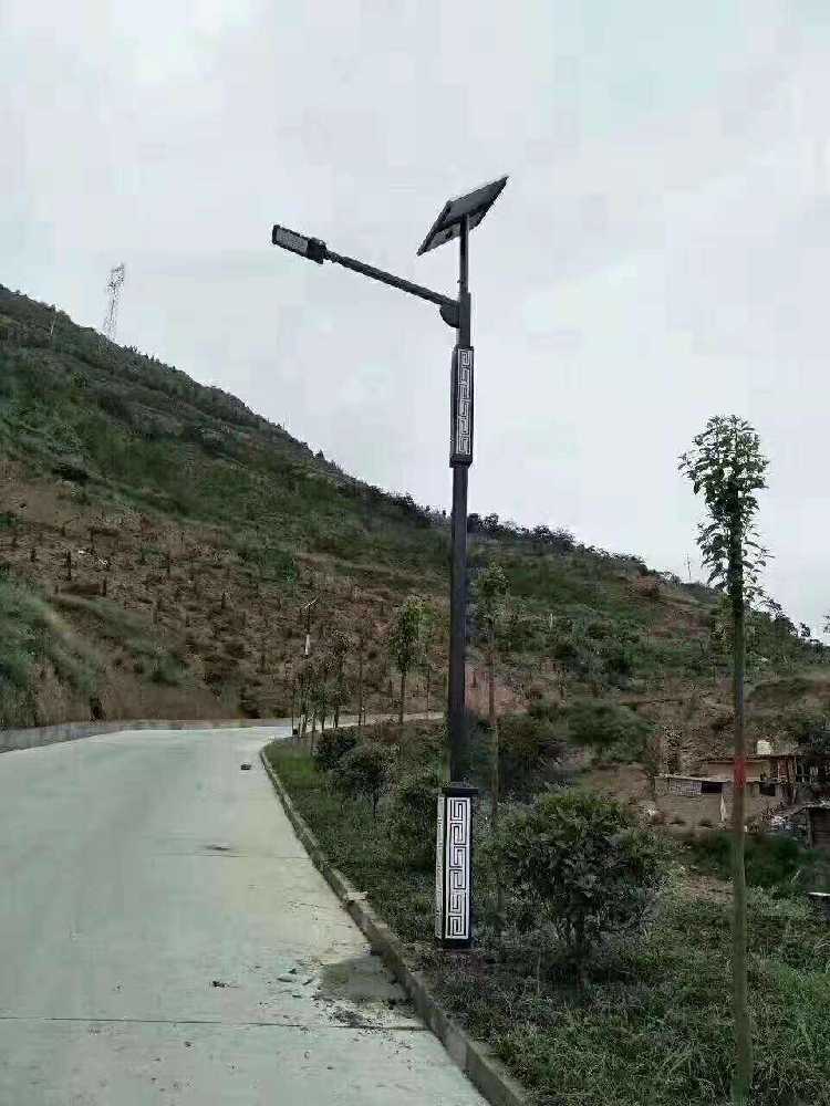 深圳市仿古太阳能路灯